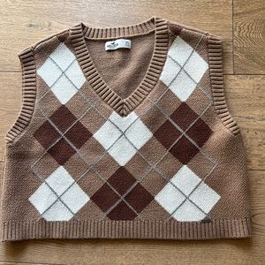 Hollister Cropped Sweater Vest